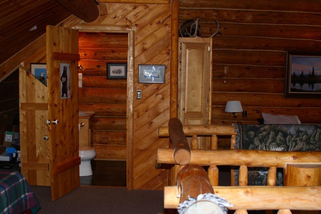 Wise Old Hunter Lodge Anchor Point Habitación foto