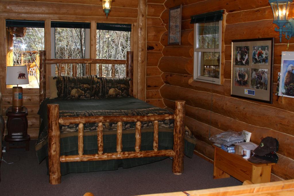 Wise Old Hunter Lodge Anchor Point Habitación foto